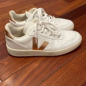 Veja sneakers